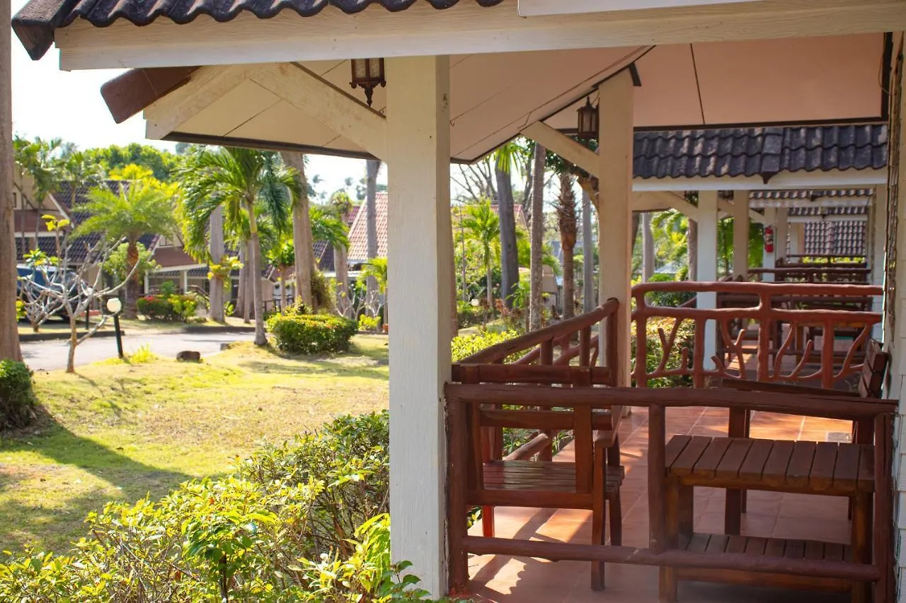 Lanta Village Resort Ko Lanta