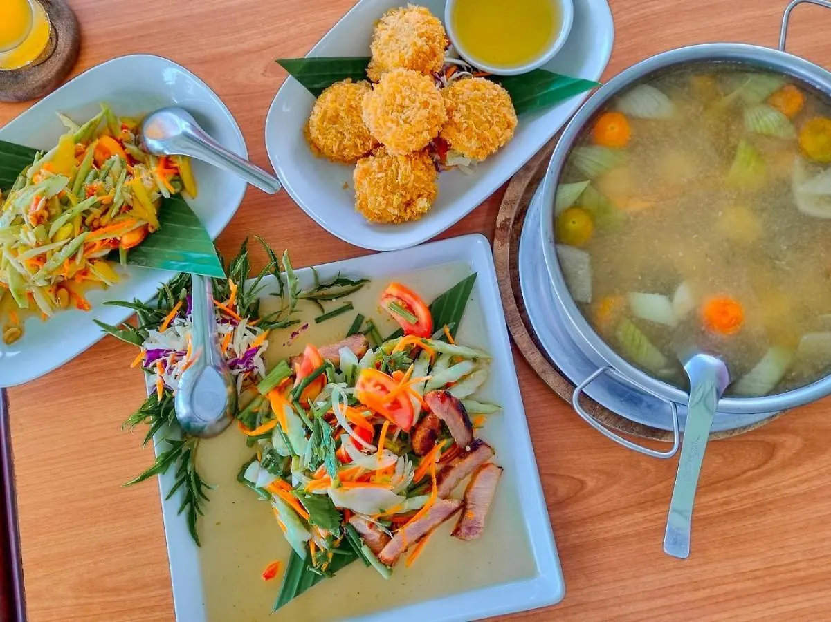 Lanta Village Resort Koh Lanta Hotel