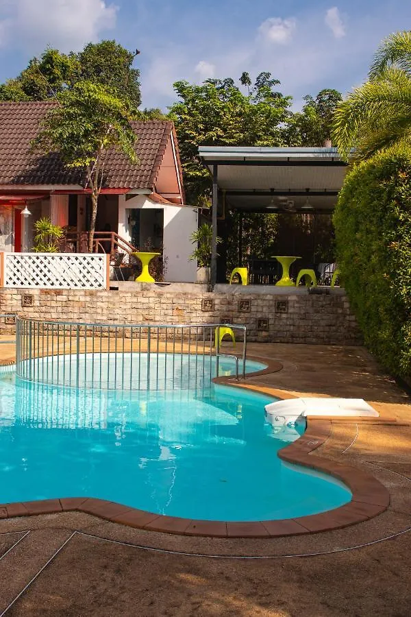 OYO 593 Lanta Village Resort Ko Lanta 4*,